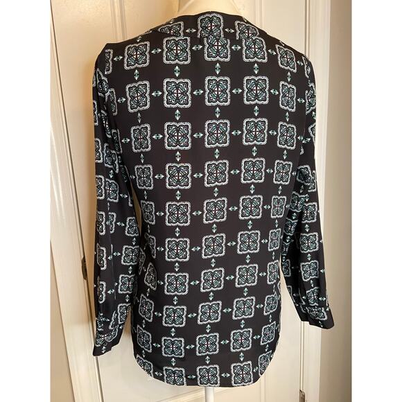 Ann Taylor Petite Womens blouses - Picture 3 of 9